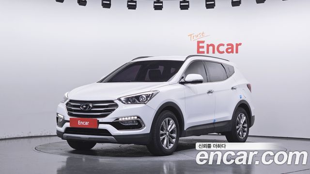 Hyundai Santafe 2018 — photo 1