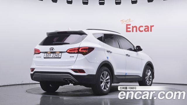 Hyundai Santafe 2018 — photo 2
