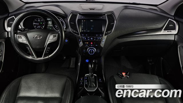 Hyundai Santafe 2018 — photo 10