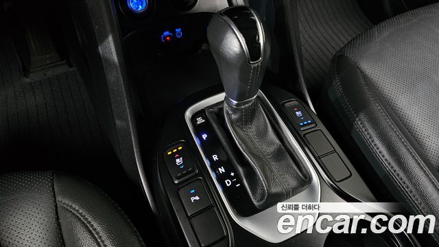 Hyundai Santafe 2018 — photo 12