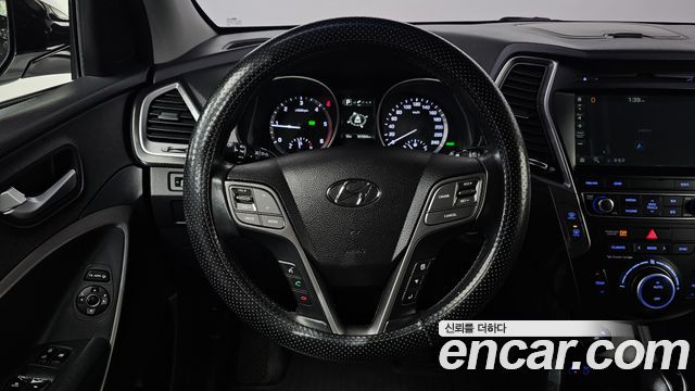 Hyundai Santafe 2018 — photo 22