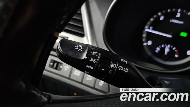 Hyundai Santafe 2018 — photo 30