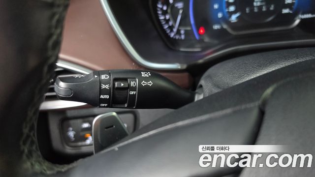 Hyundai Santafe 2019 — photo 27