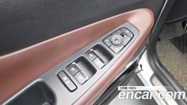Hyundai Santafe 2019 — photo 29