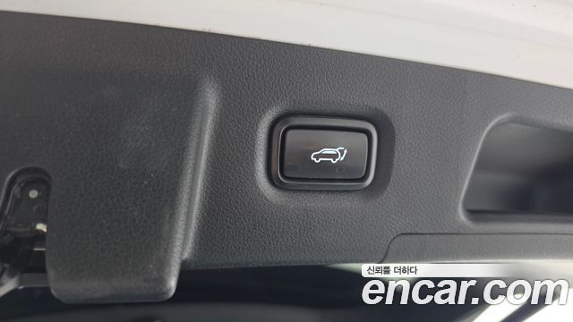 Hyundai Santafe 2019 — photo 33