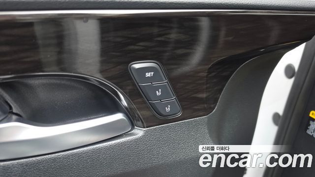 Hyundai Santafe 2019 — photo 34
