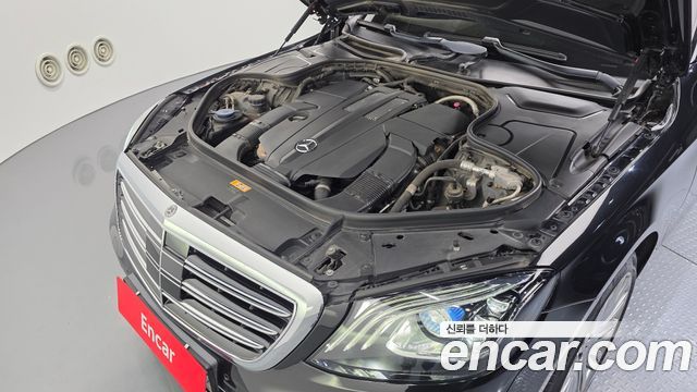 Mercedes-Benz S-Class 2019 — photo 6