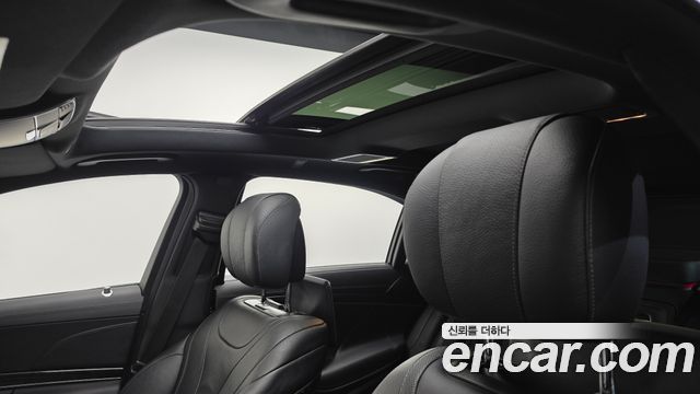 Mercedes-Benz S-Class 2019 — photo 15