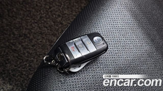 Kia K5 2014 — photo 17