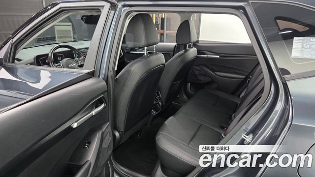 Kia Seltos 2023 — photo 17