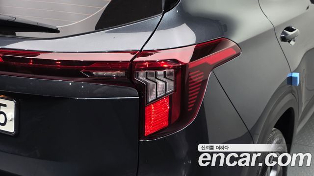 Kia Seltos 2023 — photo 9