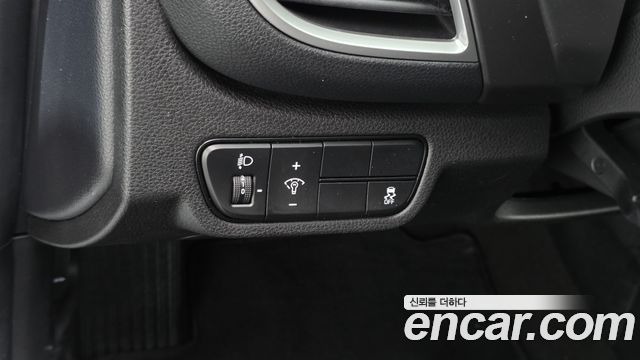 Kia Seltos 2023 — photo 30