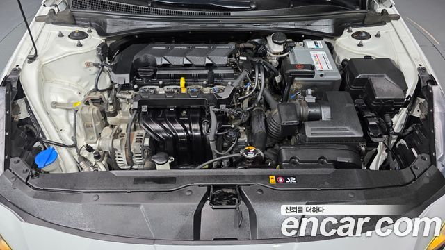 Hyundai AVANTE 2021 — photo 6