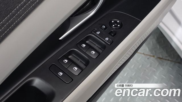 Hyundai AVANTE 2021 — photo 19