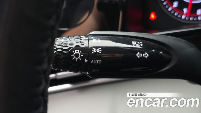 Hyundai AVANTE 2021 — photo 21