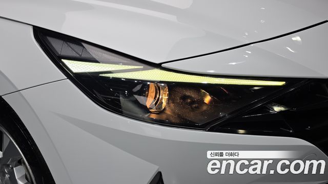 Hyundai AVANTE 2021 — photo 8
