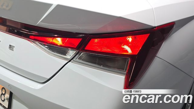 Hyundai AVANTE 2021 — photo 9