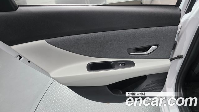 Hyundai AVANTE 2021 — photo 15