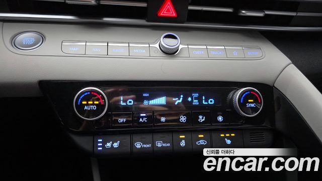 Hyundai AVANTE 2021 — photo 27