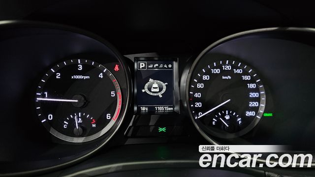 Hyundai Santafe 2018 — photo 11