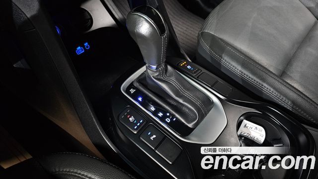 Hyundai Santafe 2018 — photo 12