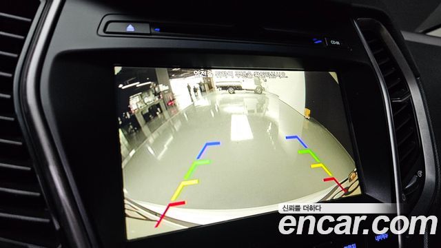 Hyundai Santafe 2018 — photo 22