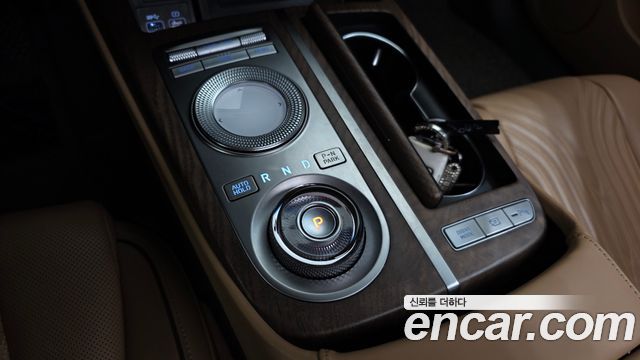 Genesis G80 2022 — photo 12