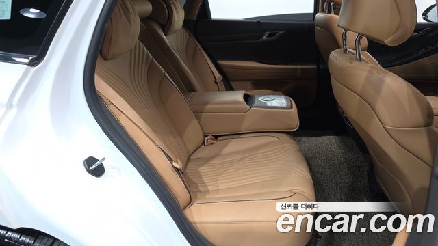 Genesis G80 2022 — photo 18