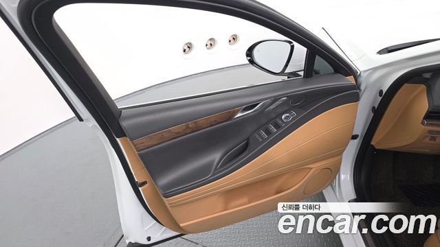 Genesis G80 2022 — photo 14