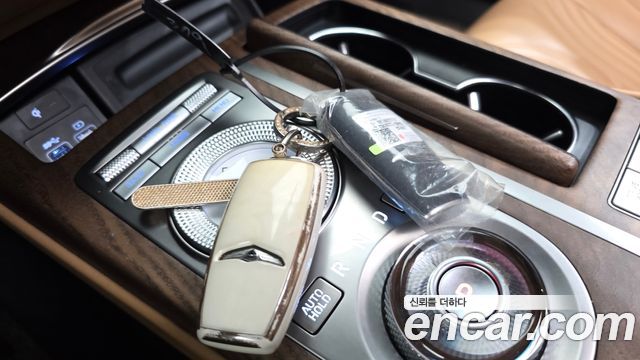Genesis G80 2022 — photo 28