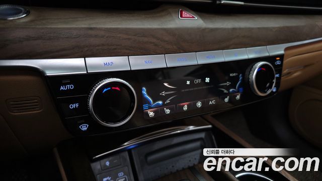 Genesis G80 2022 — photo 32