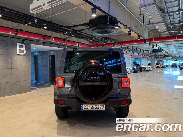 Jeep Wrangler 2023 — photo 6