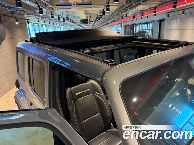 Jeep Wrangler 2023 — photo 7