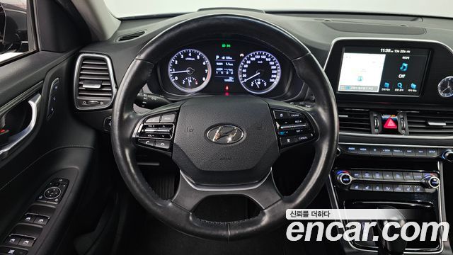 Hyundai Grandeur 2017 — photo 19