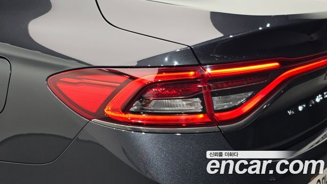 Hyundai Grandeur 2017 — photo 9
