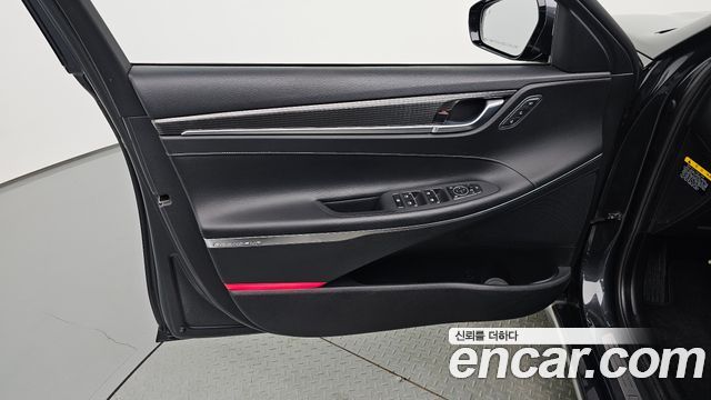 Hyundai Grandeur 2017 — photo 14