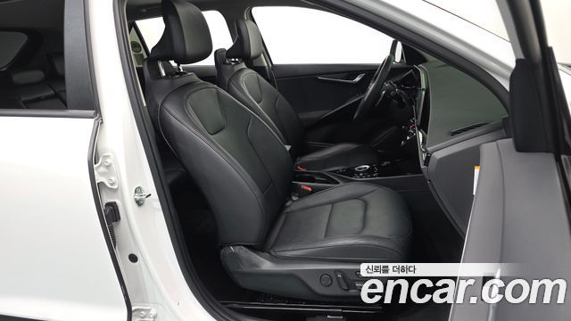 Kia Niro 2024 — photo 17