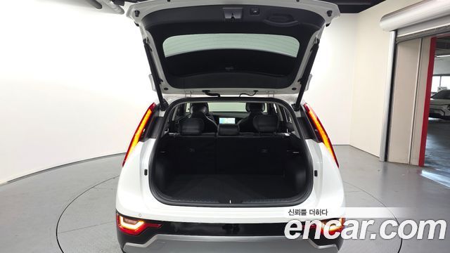 Kia Niro 2024 — photo 26