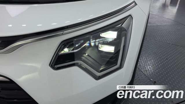 Kia Niro 2024 — photo 8