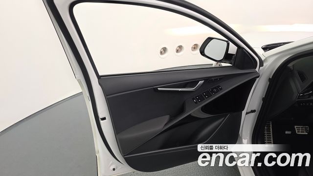 Kia Niro 2024 — photo 14
