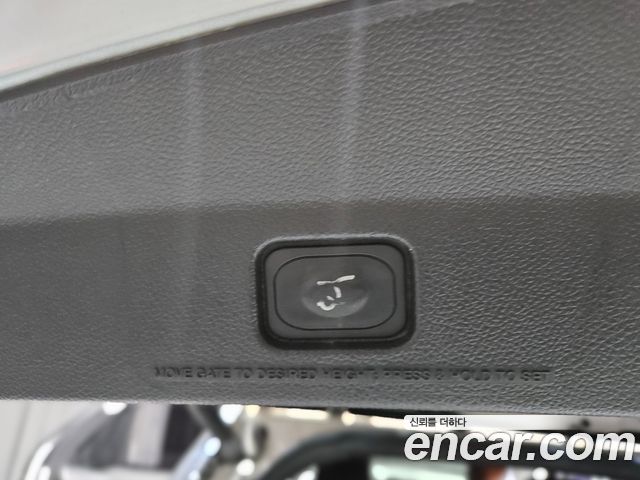 Ford Explorer 2013 — photo 9