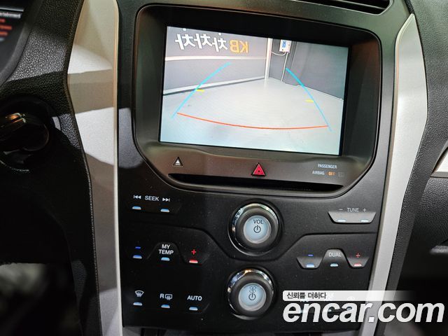 Ford Explorer 2013 — photo 15