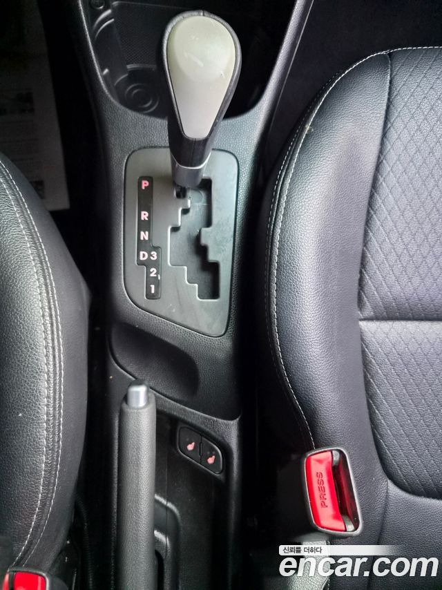 Kia morning 2012 — photo 16
