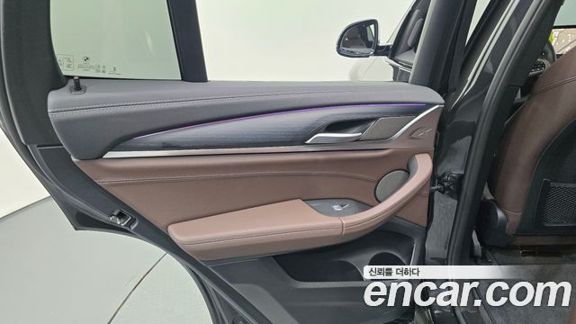 BMW iX3 2024 — photo 15
