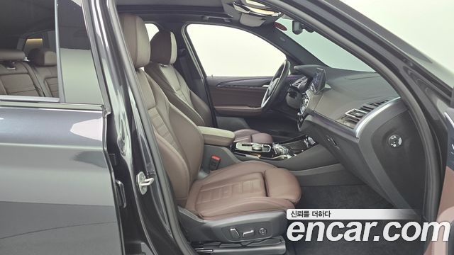 BMW iX3 2024 — photo 16