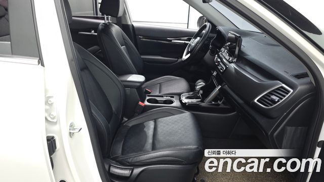 Kia Seltos 2022 — photo 11