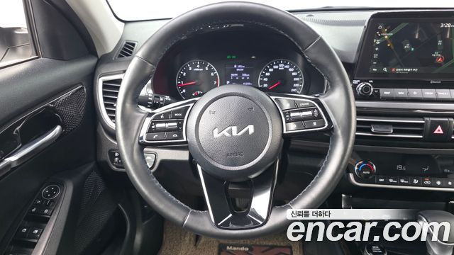 Kia Seltos 2022 — photo 13