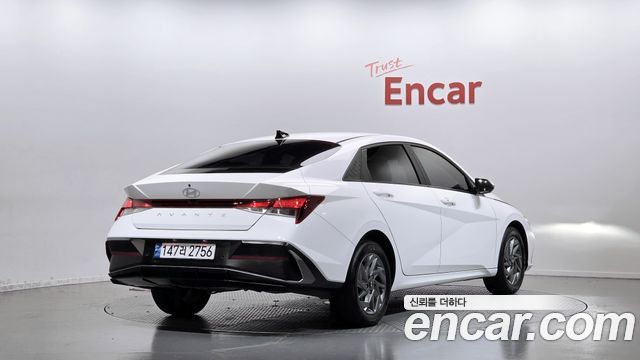 Hyundai AVANTE 2025 — photo 2