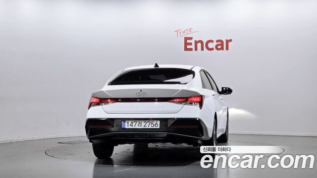 Hyundai AVANTE 2025 — photo 4