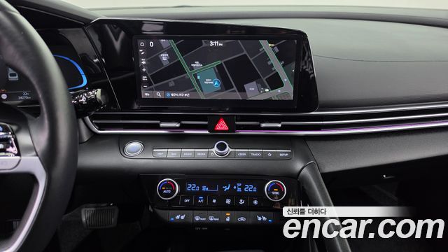 Hyundai AVANTE 2025 — photo 12